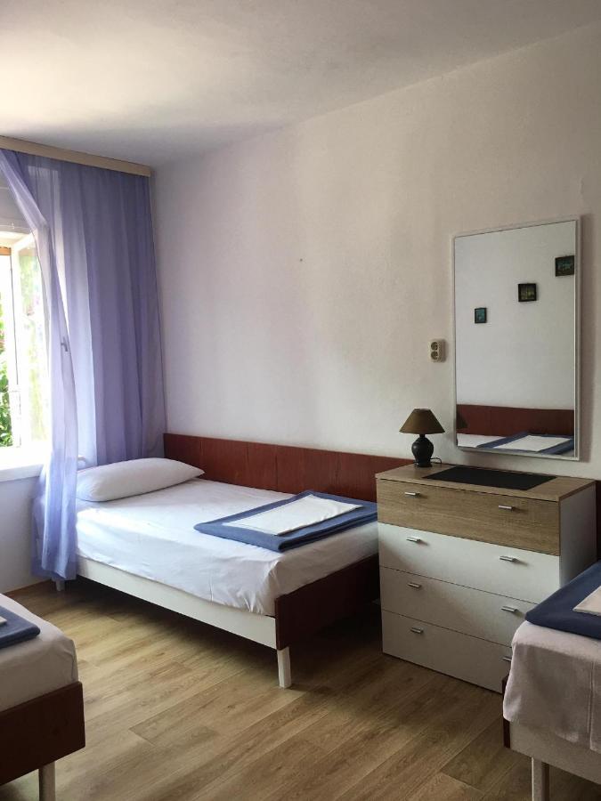 Sobe Gorana Hotel Zivogosce Luaran gambar