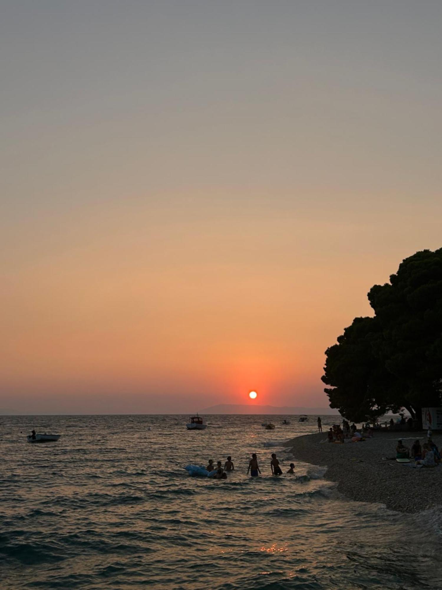 Sobe Gorana Hotel Zivogosce Luaran gambar