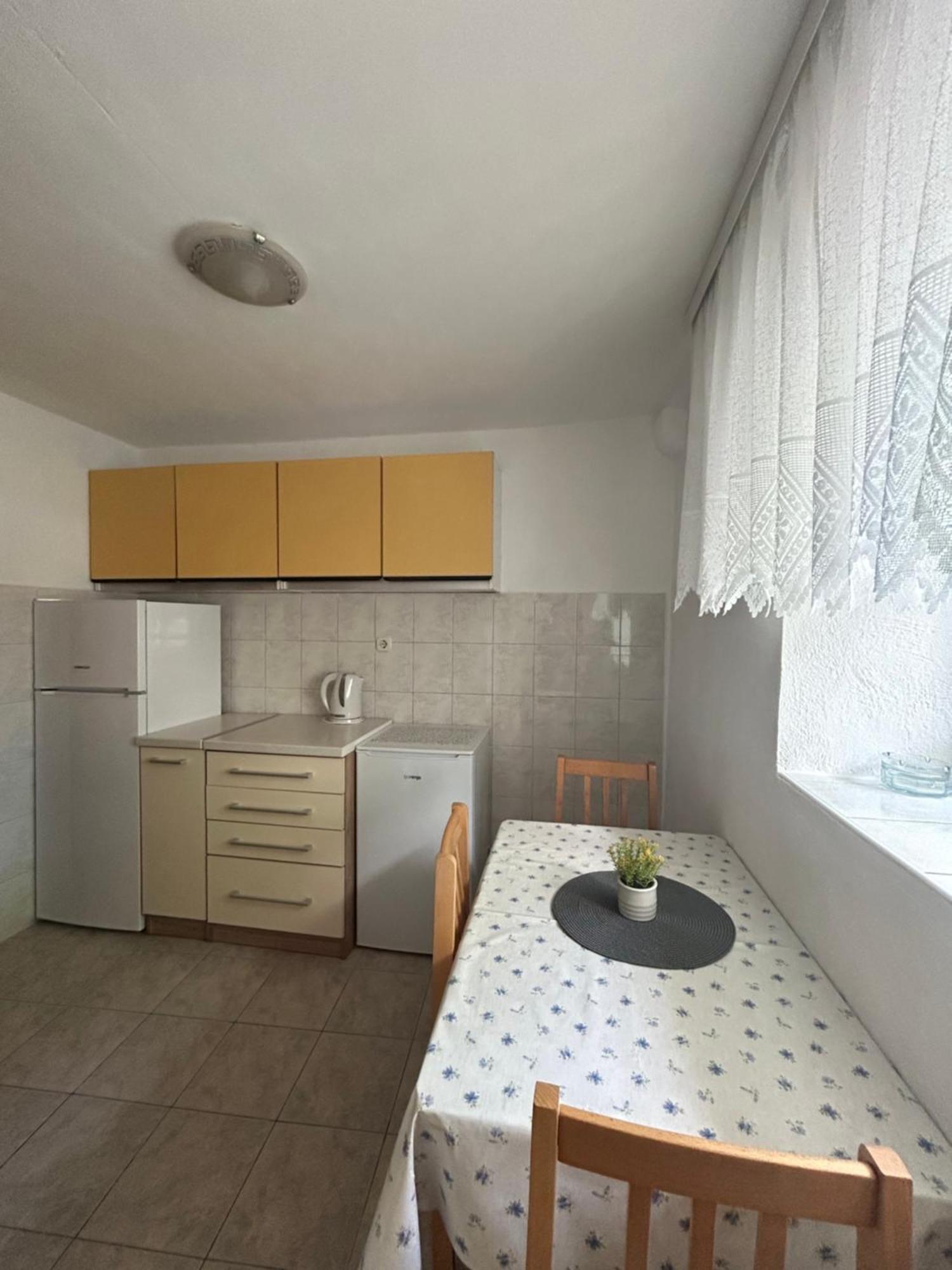 Sobe Gorana Hotel Zivogosce Luaran gambar