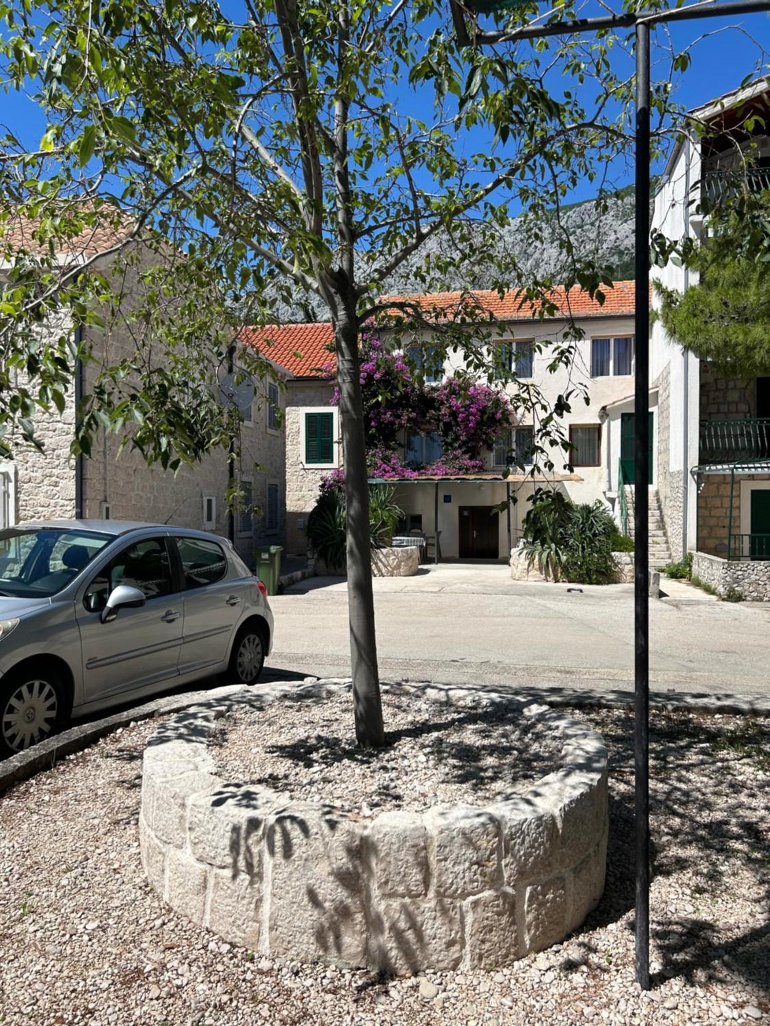 Sobe Gorana Hotel Zivogosce Luaran gambar